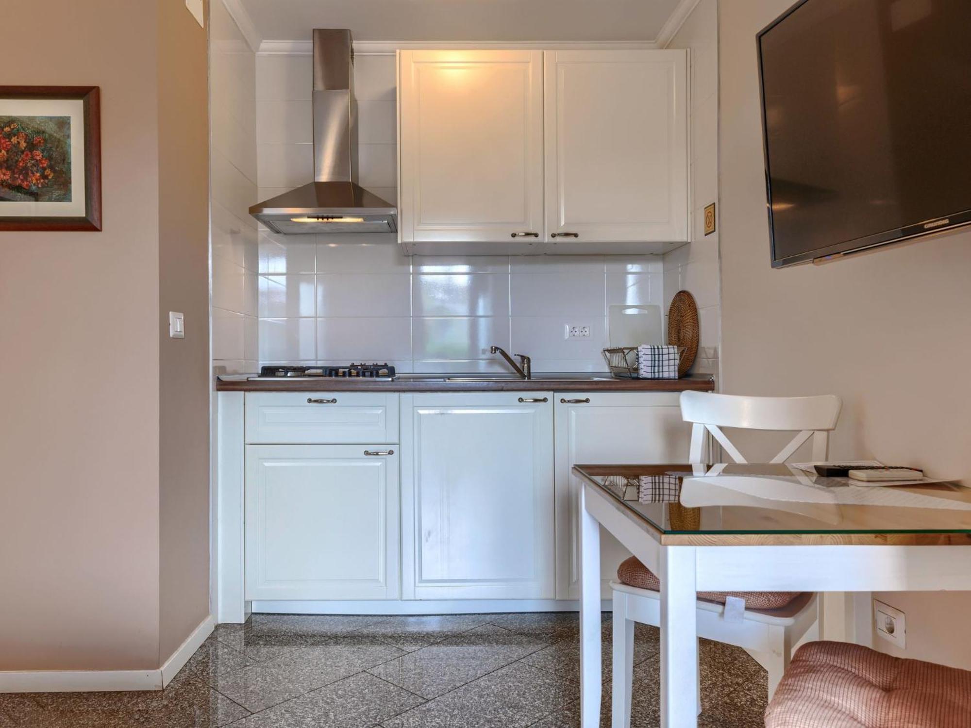 Ester-5 By Interhome Apartman *